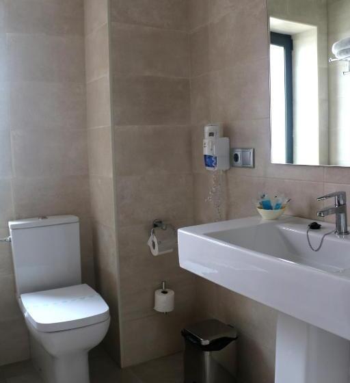 בית מלון כפרי 44