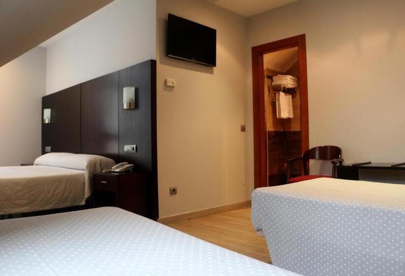 בית מלון כפרי 44