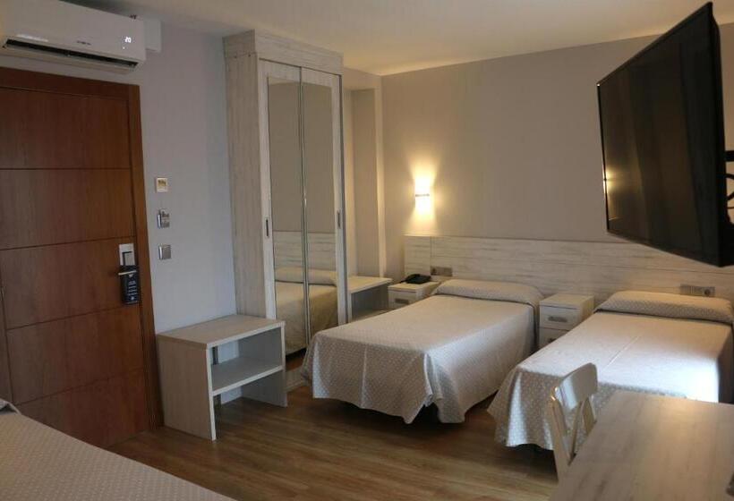 בית מלון כפרי 44