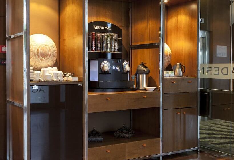 Ac Hotel Palacio Universal By Marriott