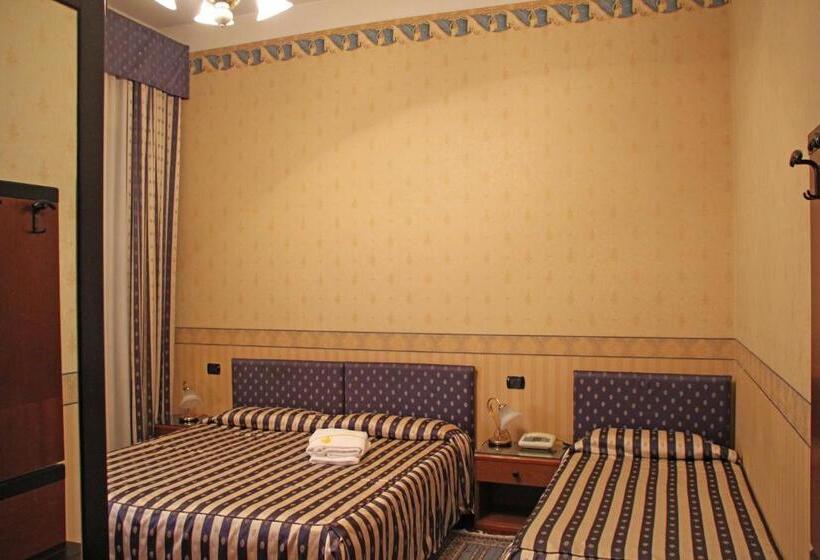 فندق Albergo Ristorante Leon D'oro