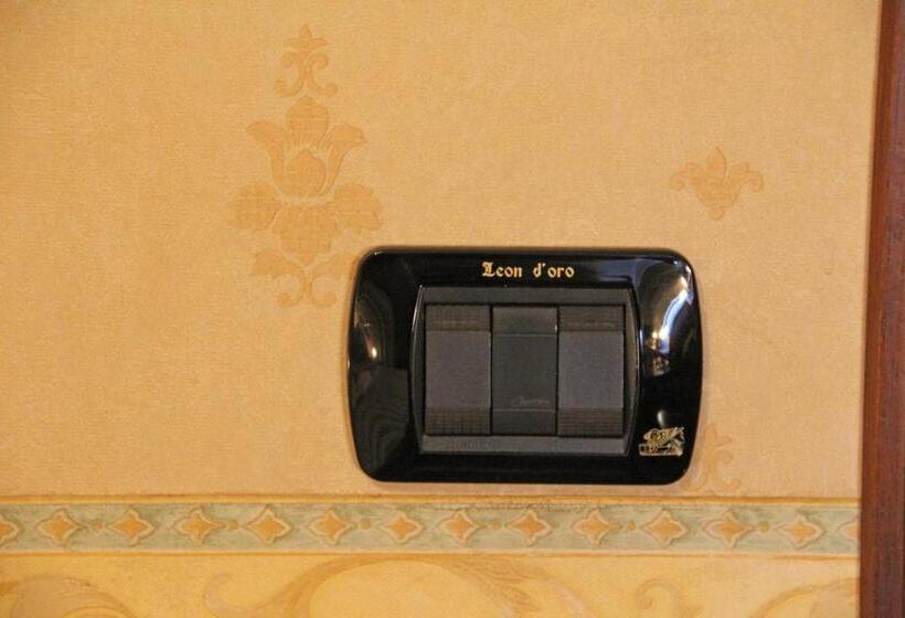 فندق Albergo Ristorante Leon D'oro