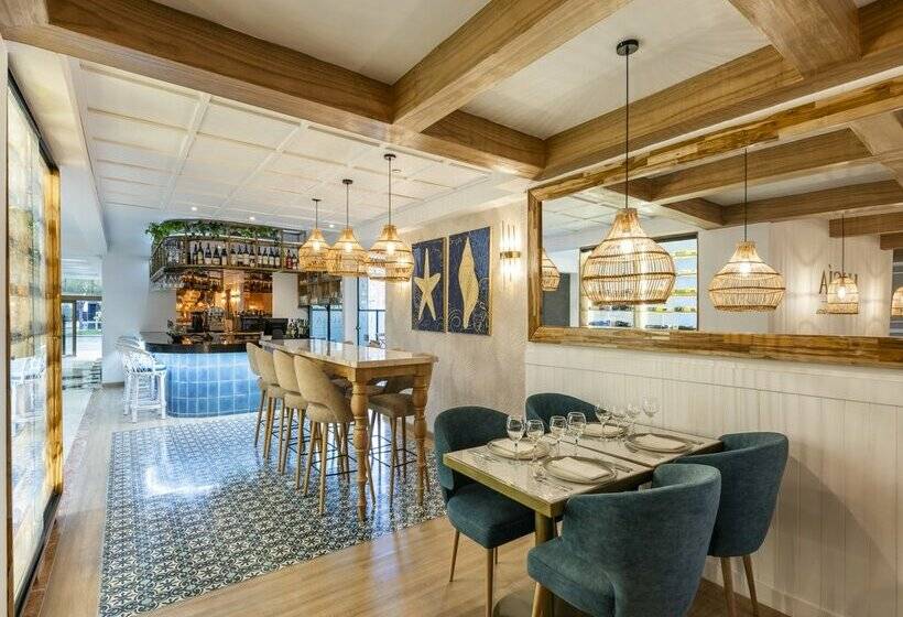 ホテル Andes Plaza