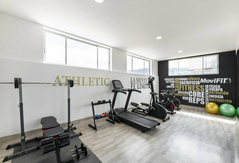 ホテル Andes Plaza