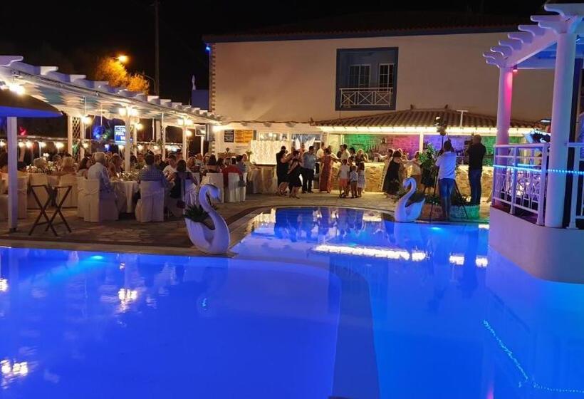 בית מלון כפרי Aphrodite Beach