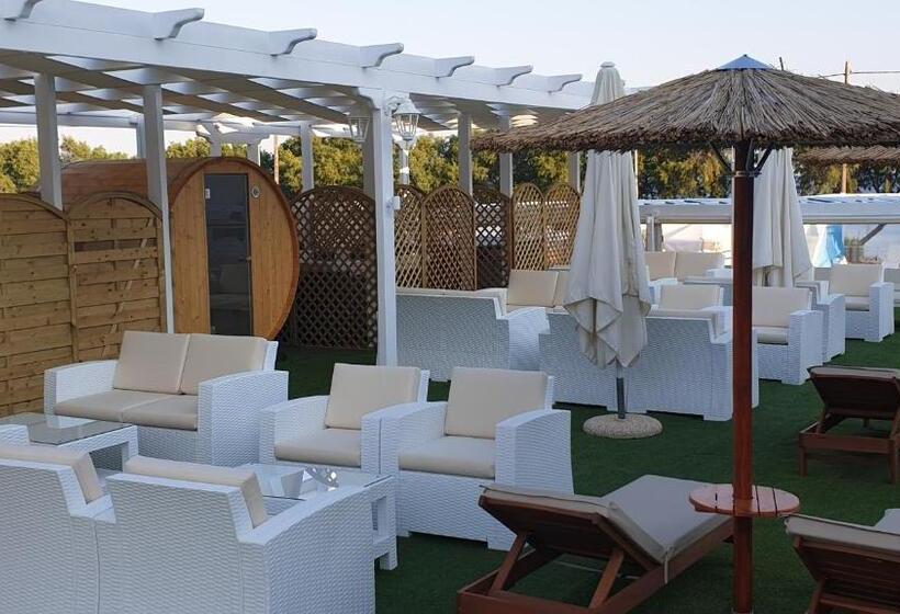 בית מלון כפרי Aphrodite Beach