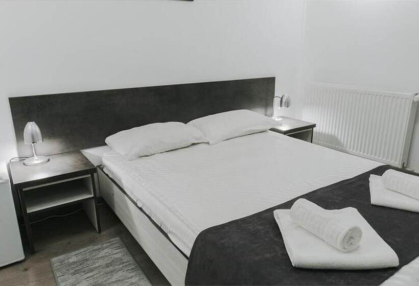 Отель Apollo Central