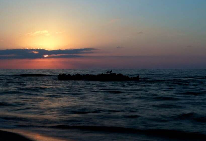 Отель Ariadimari