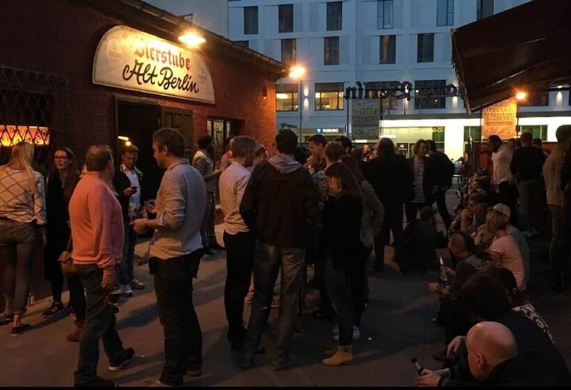 هتل Ballhaus Berlin Hostel