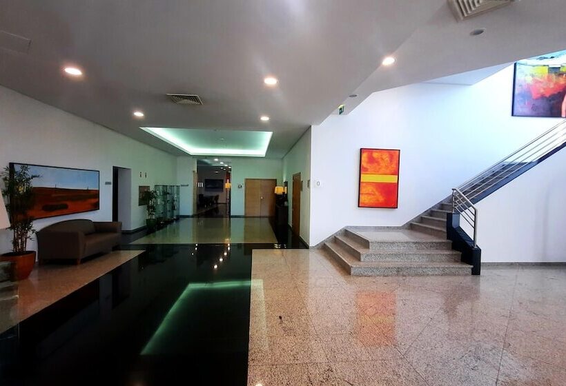 Отель Bejaparque