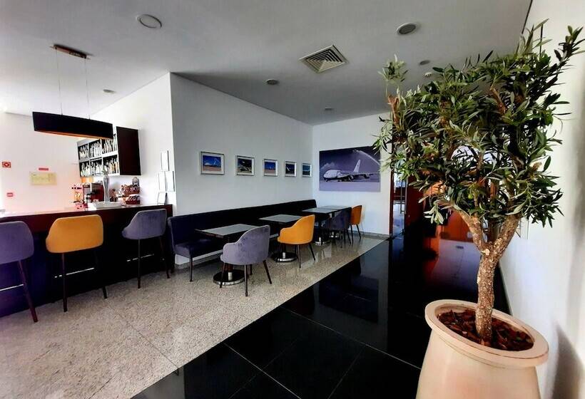 Отель Bejaparque