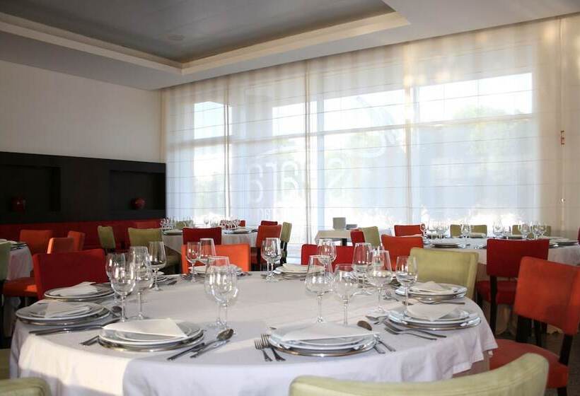 Отель Bejaparque