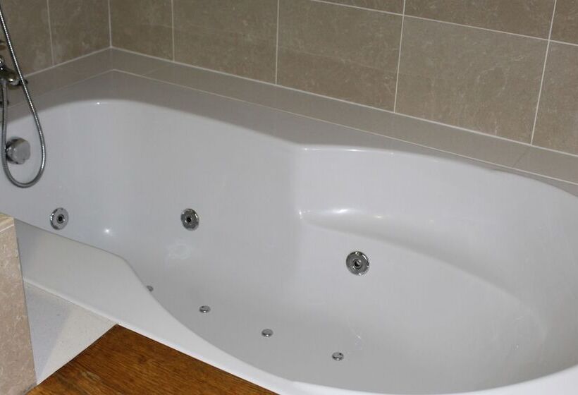 Отель Bejaparque