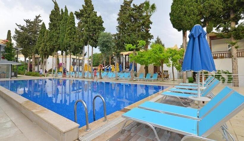 فندق Bitez Garden Life