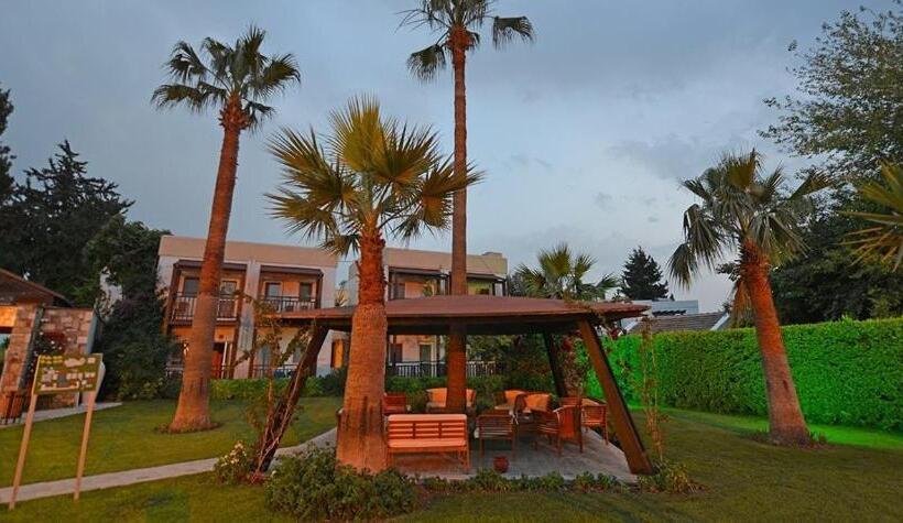 فندق Bitez Garden Life