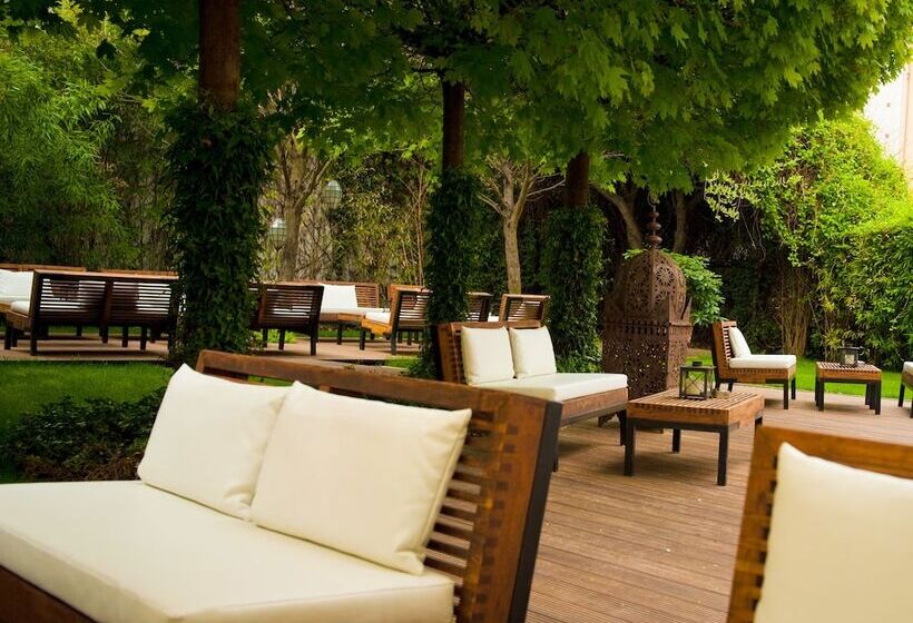 Bristol Hotel   Frankfurt City