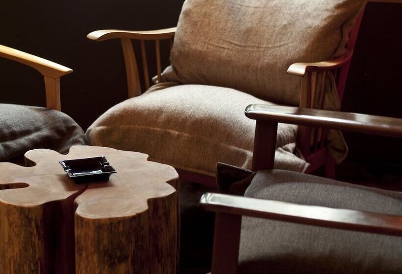 Bristol Hotel   Frankfurt City