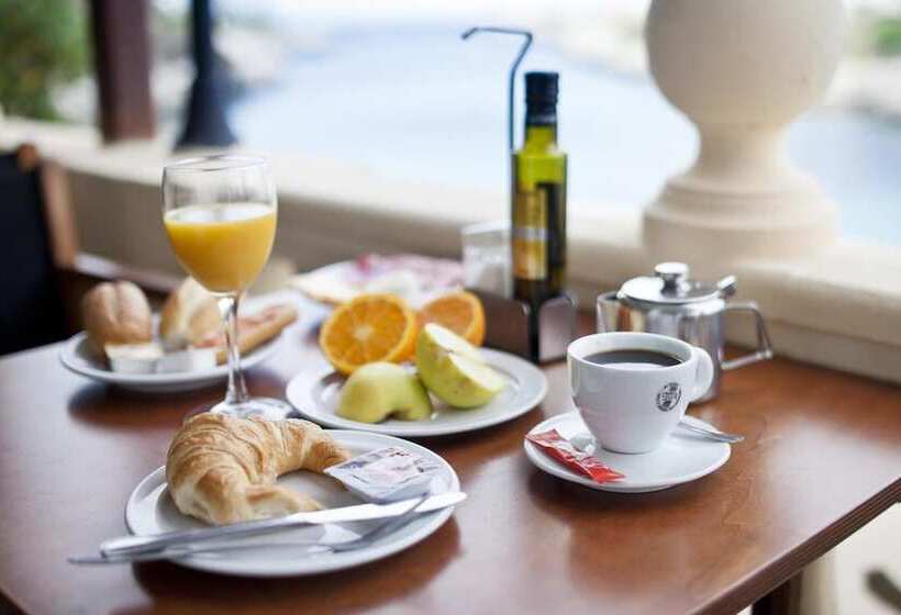 فندق Cala Bona Y Mar Blava