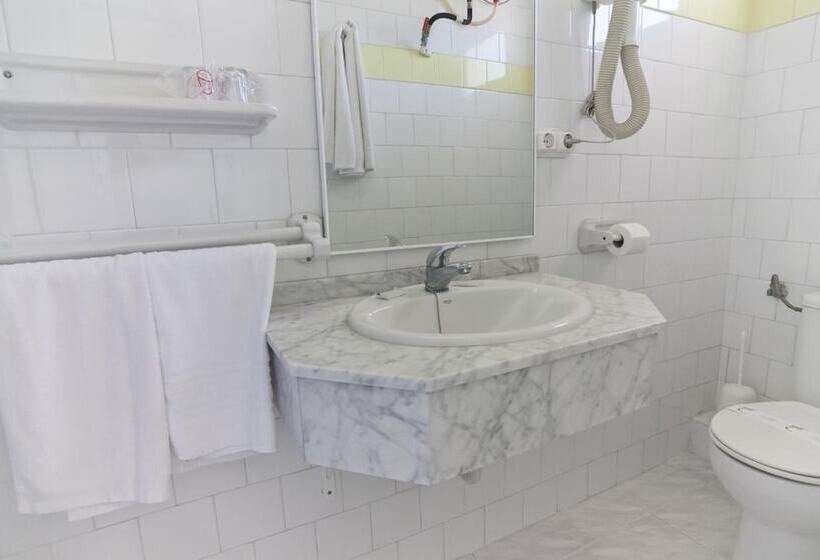 فندق Cala Bona Y Mar Blava