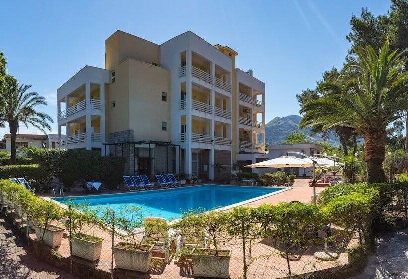 Отель Conchiglia D'oro