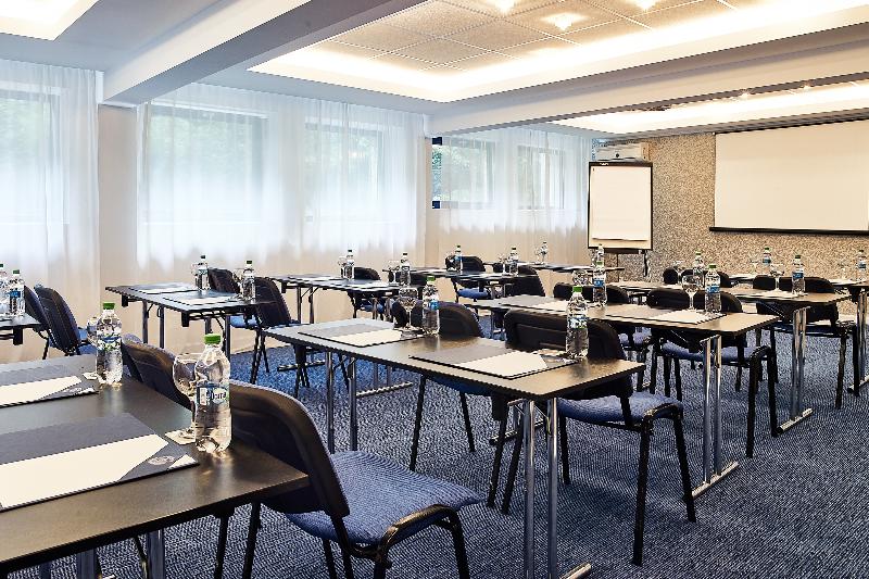 هتل Mycontinental Suceava