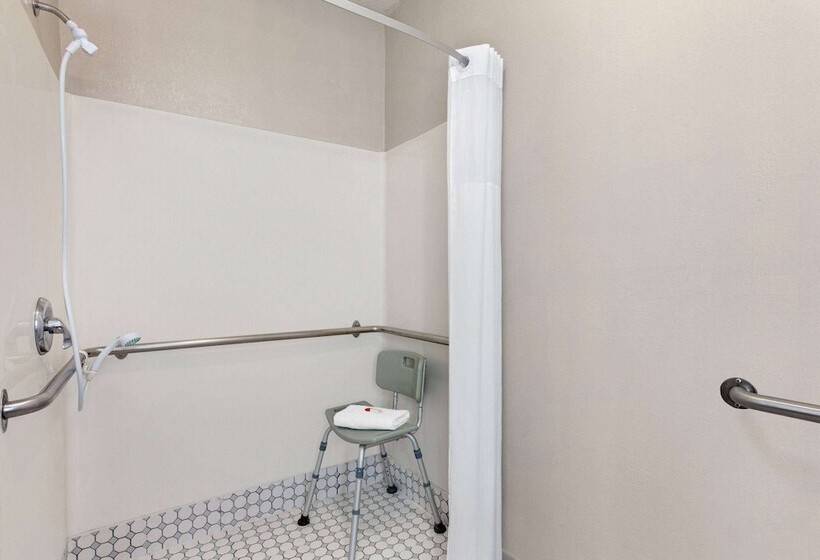 فندق Days Inn By Wyndham Kansas City International Airport