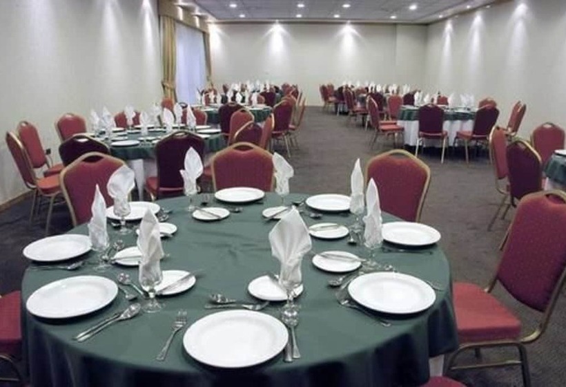 فندق Diego De Almagro Puerto Montt