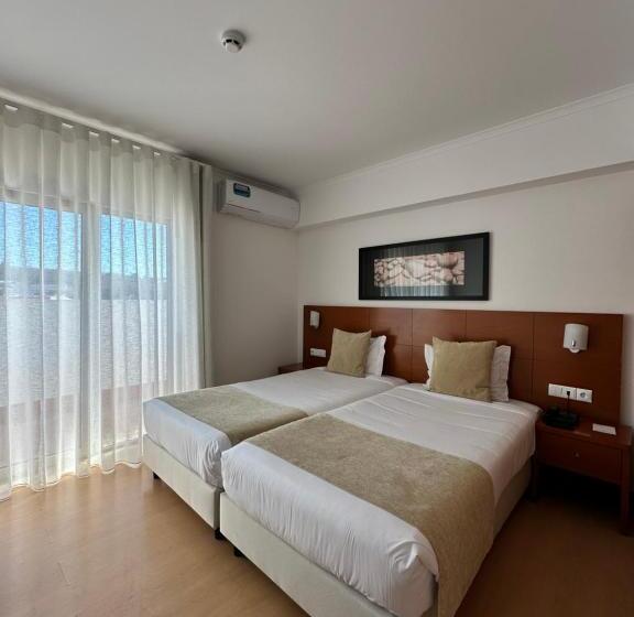 בית מלון כפרי Europeia