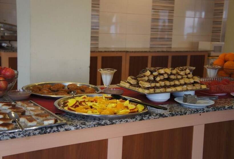 Отель Family Belvedere