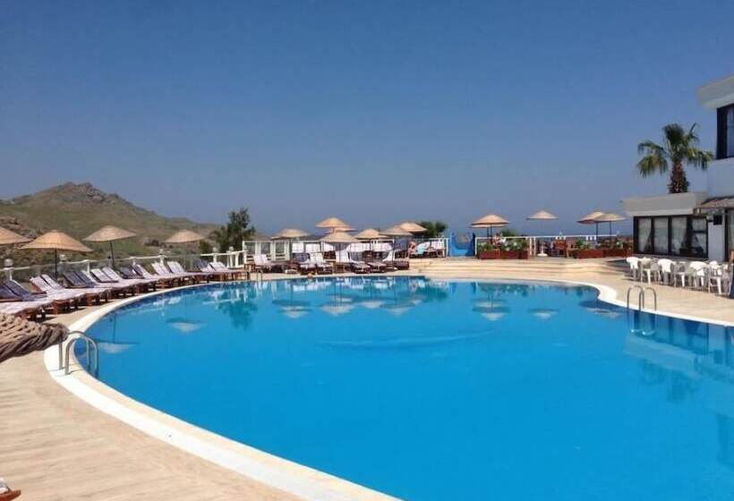 Отель Family Belvedere