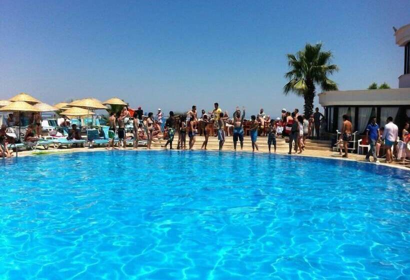 Отель Family Belvedere