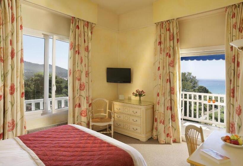 Grand Hotel Des Lecques; Bw Signature Collection