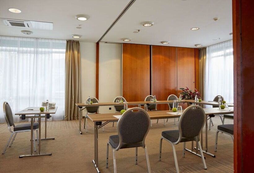 H+ Hotel Stuttgart Herrenberg