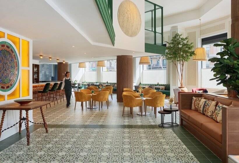 Отель H10 Casanova