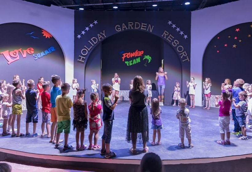 酒店 Holiday Garden Resort