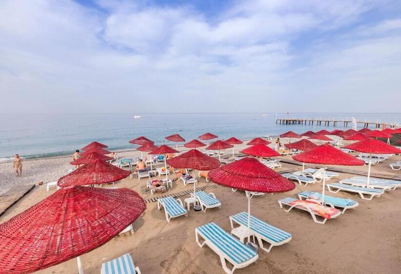 酒店 Holiday Garden Resort