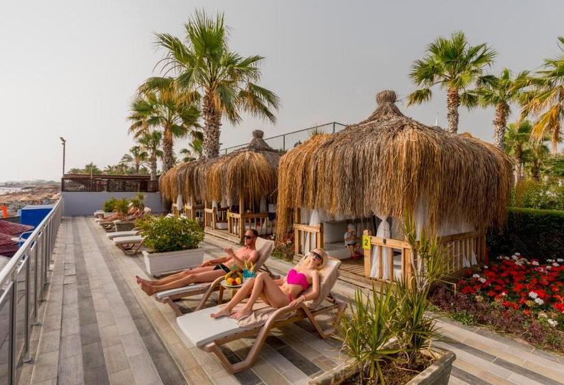 酒店 Holiday Garden Resort