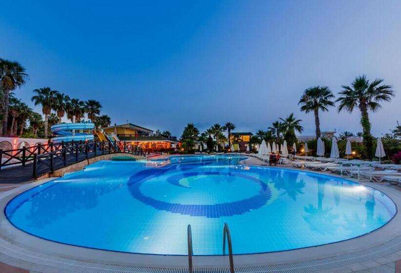 酒店 Holiday Garden Resort