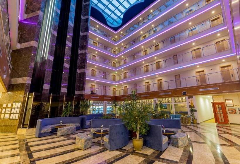 酒店 Holiday Garden Resort