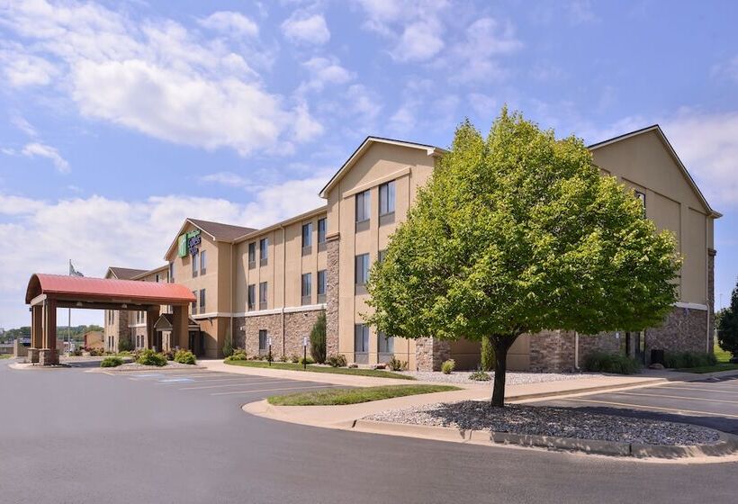Отель Holiday Inn Express & Suites Topeka West I 70 Wanamaker, An Ihg