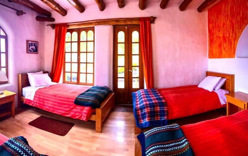 ホテル Intiyaya Residence