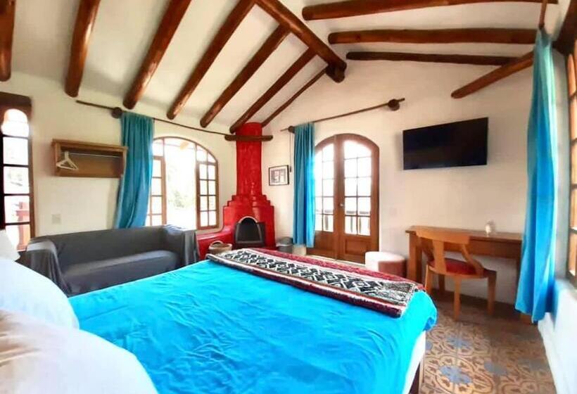 ホテル Intiyaya Residence