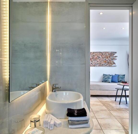 Отель Kanale S Rooms & Suites