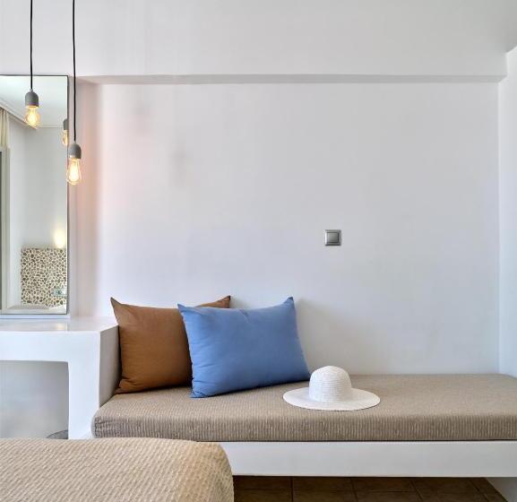 Отель Kanale S Rooms & Suites