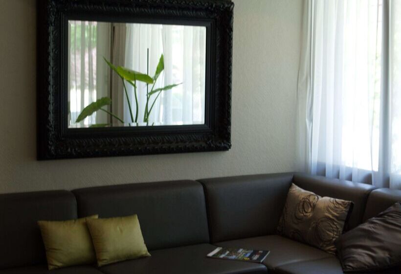 酒店 Kyriad Tours Sud  Chambraylestours