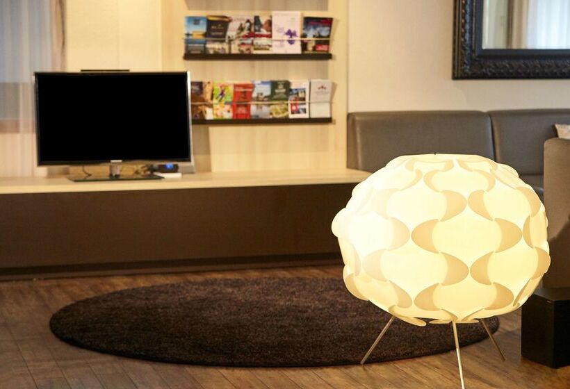 酒店 Kyriad Tours Sud  Chambraylestours