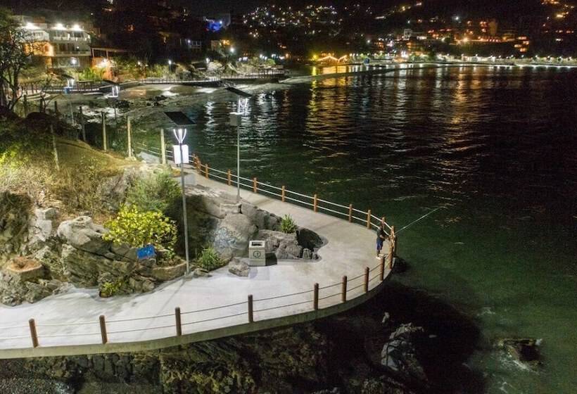 ホテル La Casa Que Canta