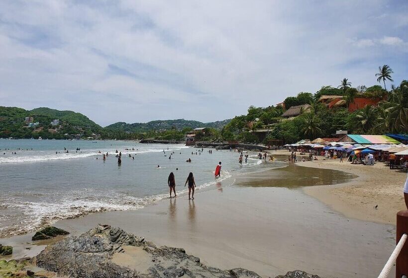 ホテル La Casa Que Canta