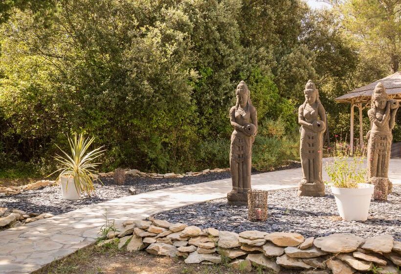 בית מלון כפרי La Villa Vicha, The Originals Relais