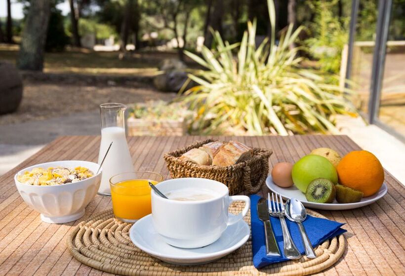 בית מלון כפרי La Villa Vicha, The Originals Relais